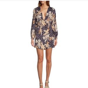 Free people Soli Floral Print V-Neck Long Blouson Cut-Out Back Detail Mini Dress